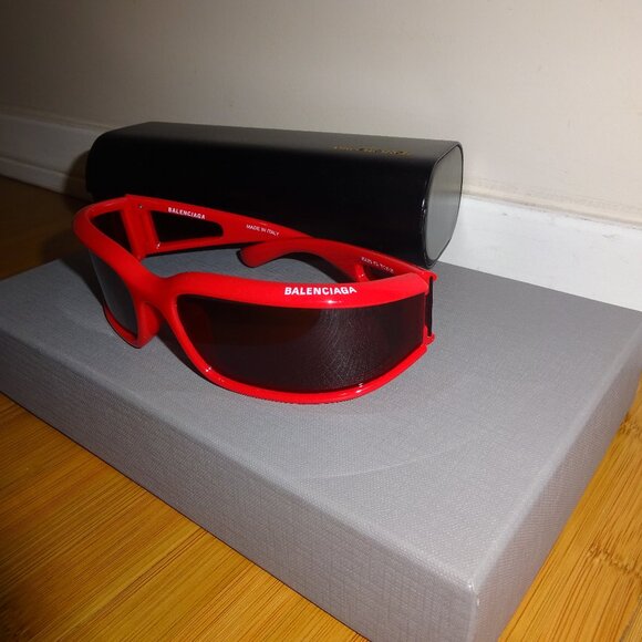 BALENCIAGA | RECTANGLE SUNGLASSES | RED | BB0123S 005 main image 5